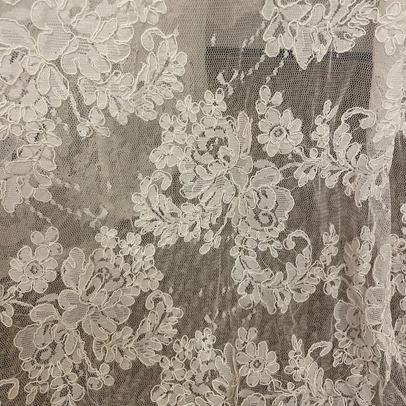 BHLDN/Willowby by Waters Ivory Wedding Dress - Picture 7 of 9